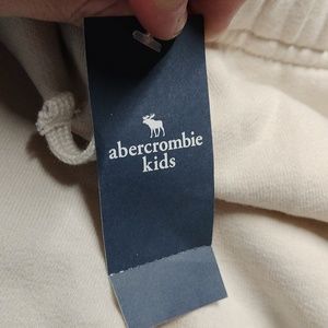 Size 7/8 abercombie kids sweats